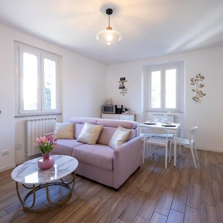 Lora Diamond Suite ,Free Parking, Self Check In,3 Como Zewnętrze zdjęcie