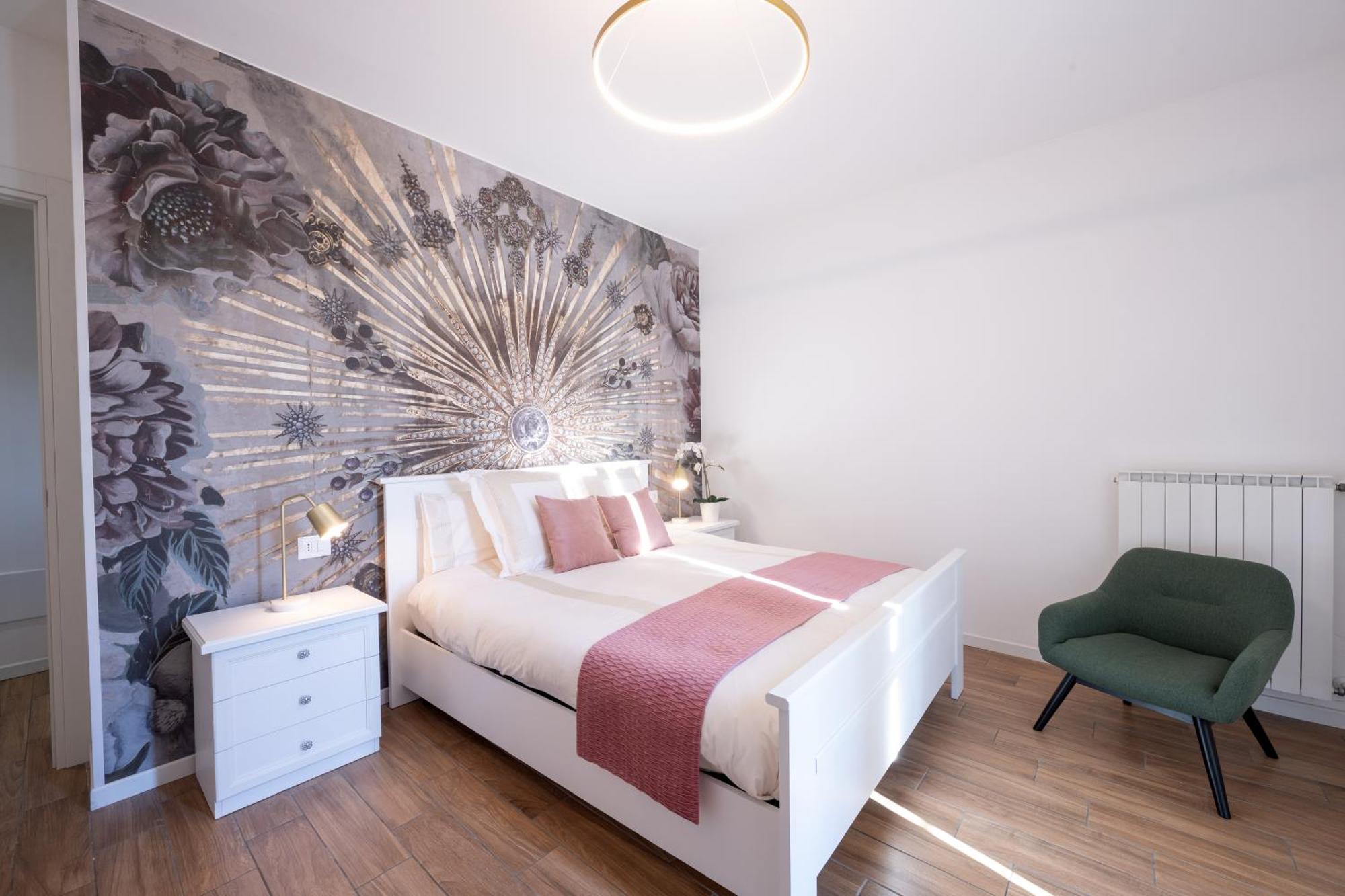 Lora Diamond Suite ,Free Parking, Self Check In,3 Como Zewnętrze zdjęcie